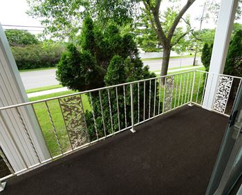 Charlton estates - balcony